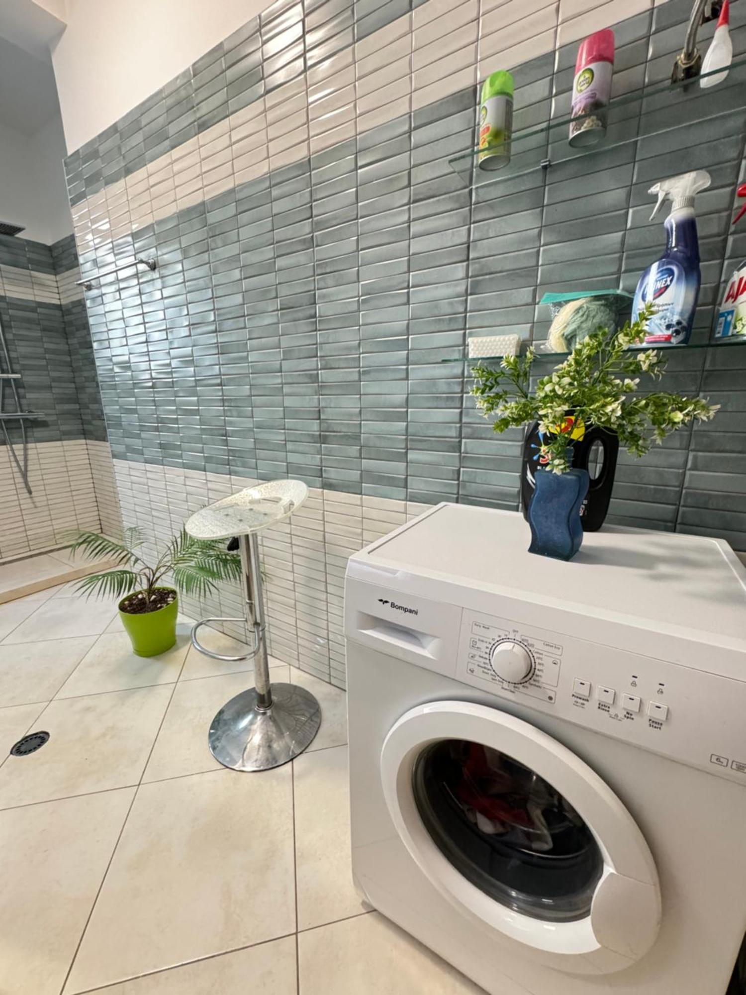 Centre Spacious Lions Gate 5 Apartment Vlorë